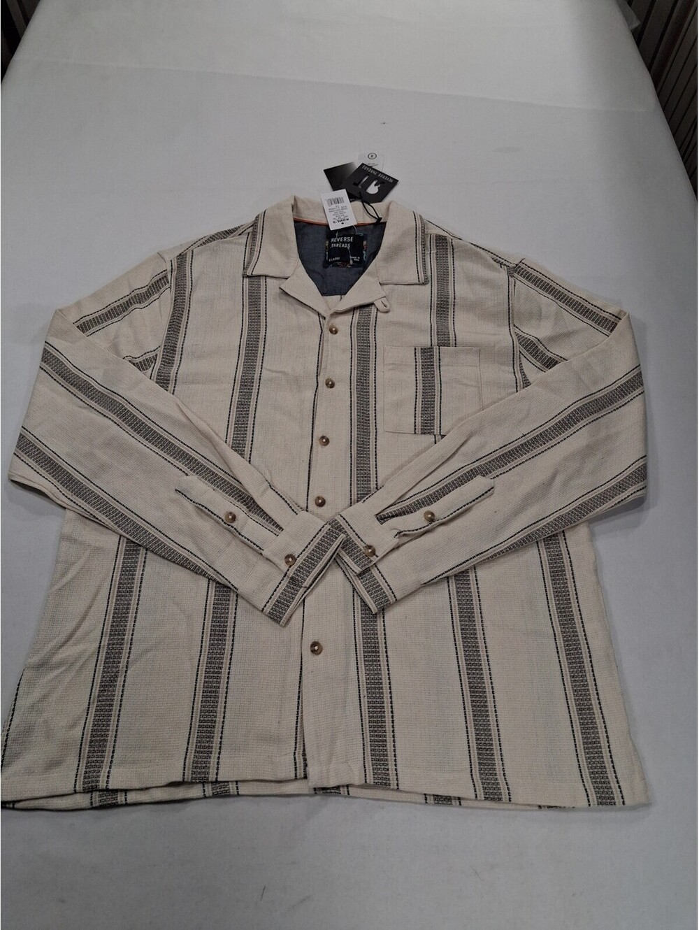 Reverse Threads Men's Cream/Cairo Striped Long Sleeve Button-Up Shirt Size XL
